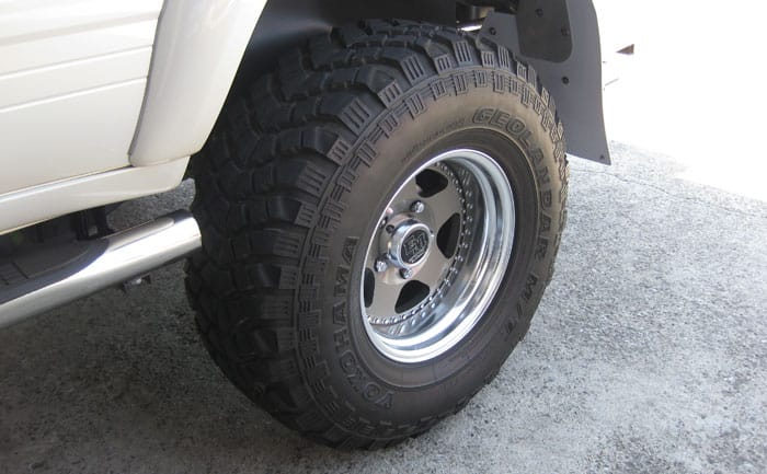 ランドクルーザーにおすすめ！ヨコハマタイヤのジオランダー M/T＋を 