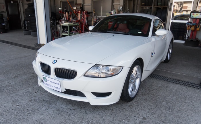 BMW Z4 タイヤ交換