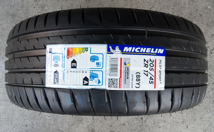 ミシュラン パイロットスポーツ 4 205/45R17