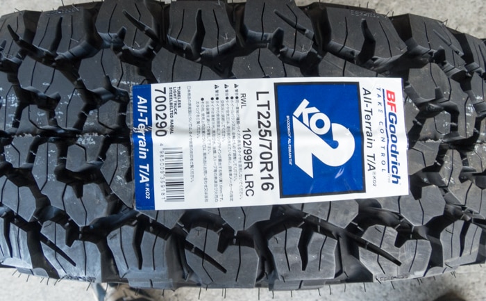 デリカD5 225/70R16 オールテレーン グッドリッチ