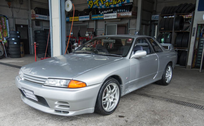 R32 GT-R タイヤ交換 埼玉県