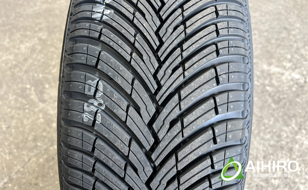 チンチュラートオールシーズン SF3 トレッド面