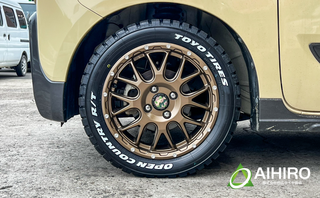 トーヨータイヤ オープンカントリーR/T ホワイトレター